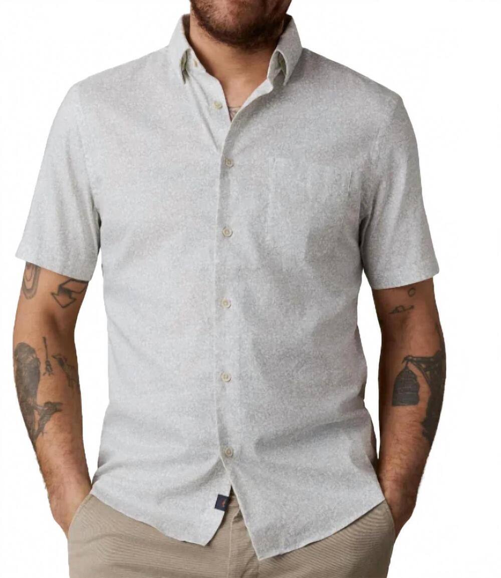 NEW FAHERTY short sleeves movement monterey shirt in white sage blossom